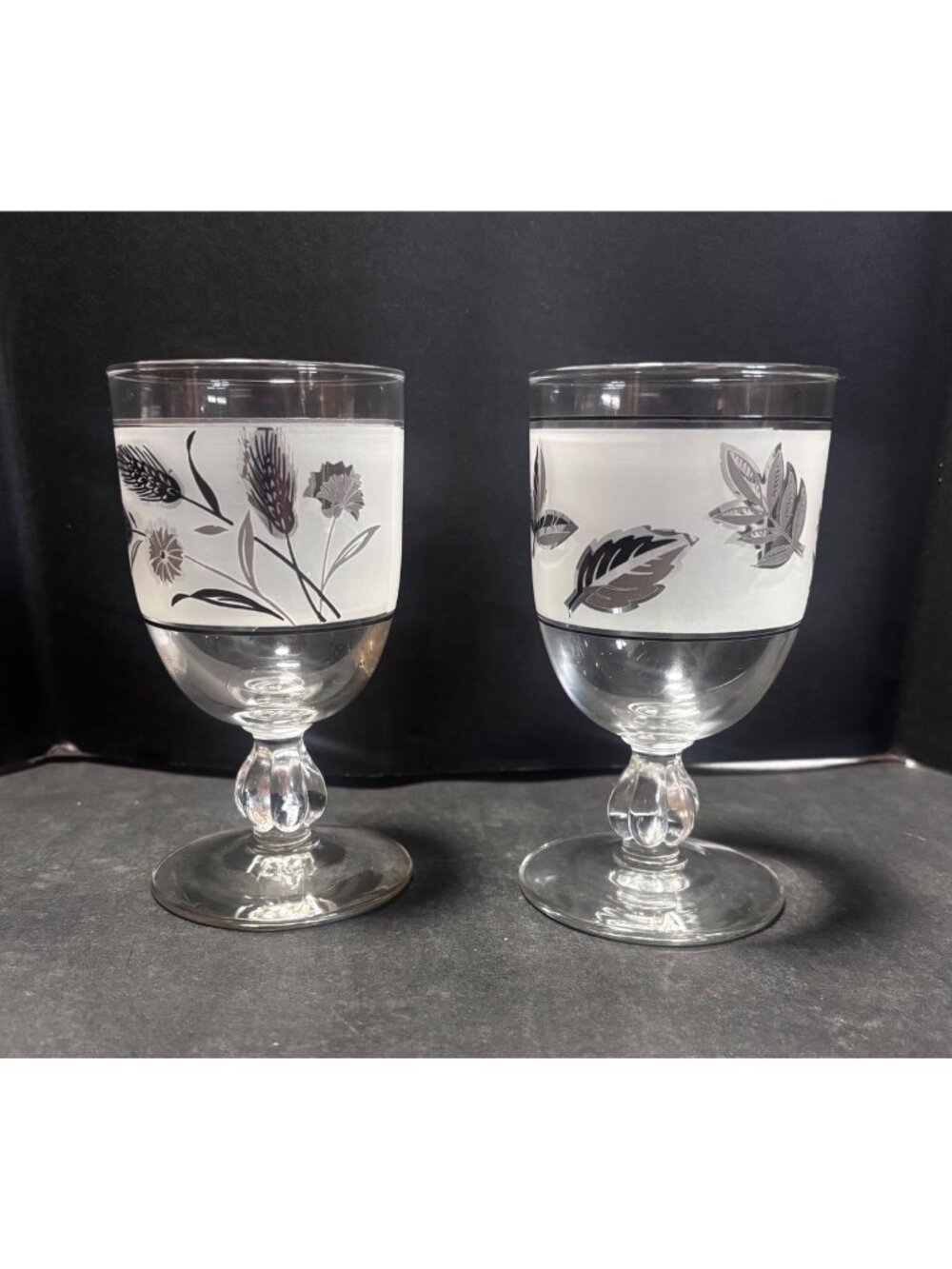Libbey Silver Frosted Leaf Wheat Stemmed Design Goblet Vintage 1960s Set of 2